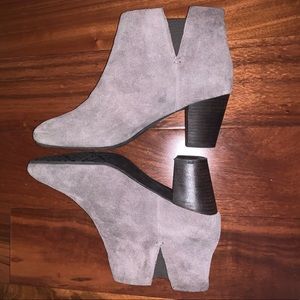 Gentle Souls by Kenneth Cole Booties